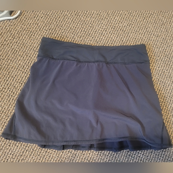 Pace setter skirt/skort lululemon size 6 - Picture 12 of 13